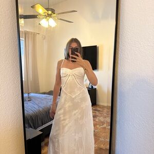 White maxi dress